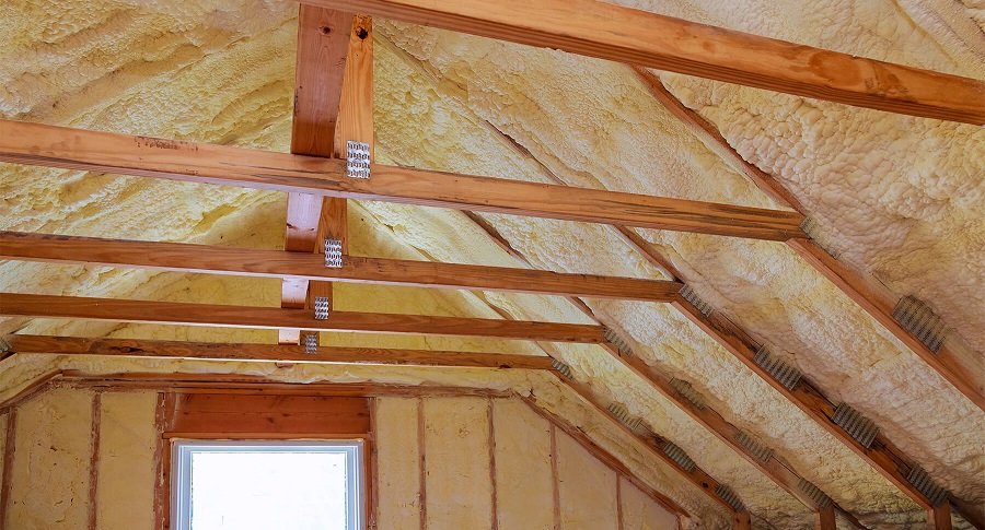 Maximizing Energy Savings: Why Removing Old Attic Insulation is a Smart Move